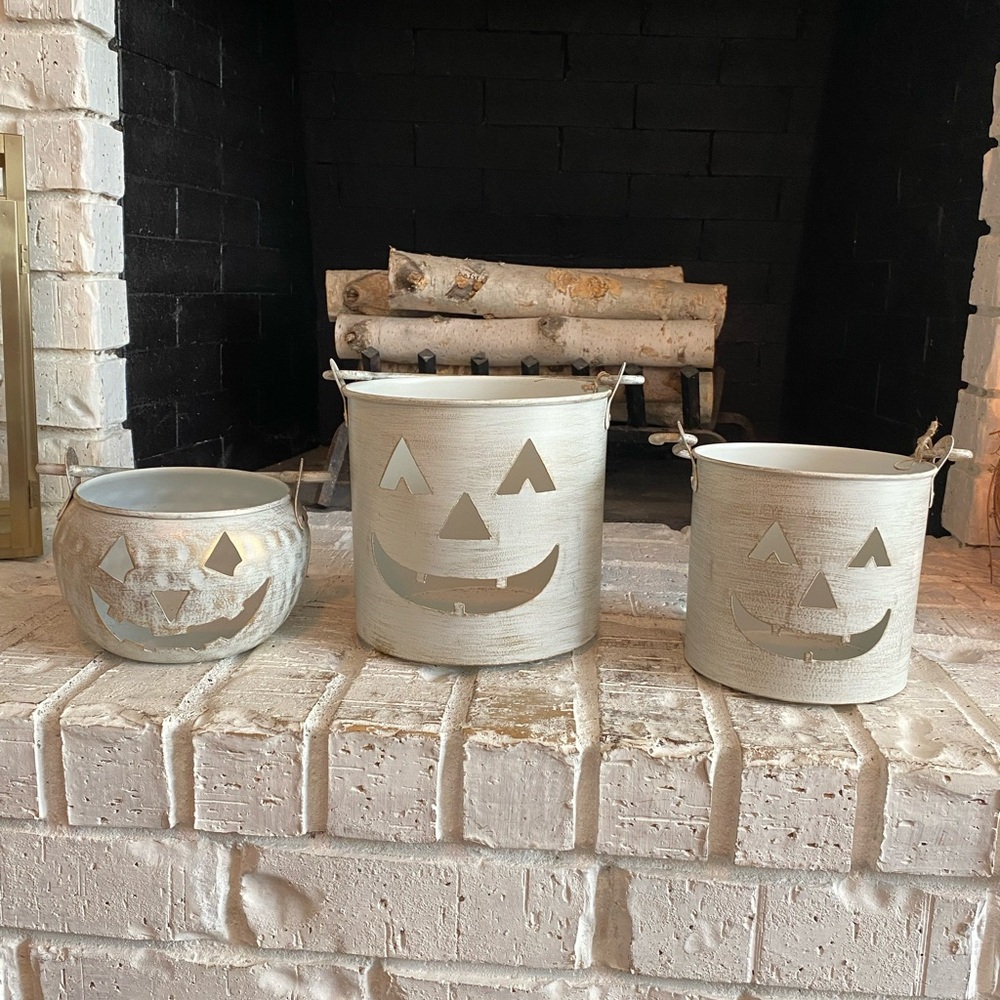 Rustic Pumpkin Jack-o’-lantern Metal Buckets - Set of 3